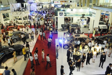 Giới kinh doanh ô tô chạy đua vào năm Giáp Ngọ